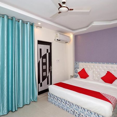 Oyo 25130 Hotel Royal Inn New Delhi Luaran gambar