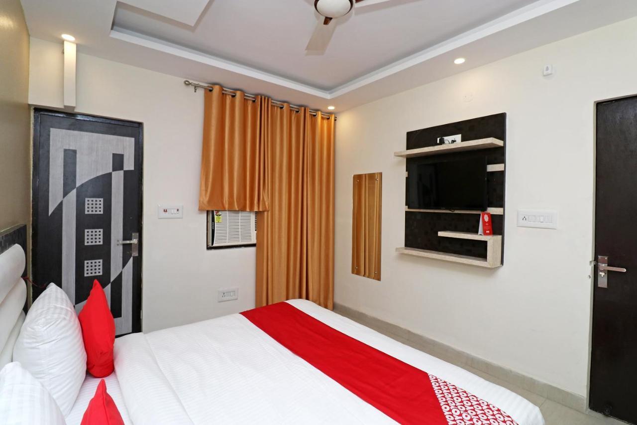 Oyo 25130 Hotel Royal Inn New Delhi Luaran gambar
