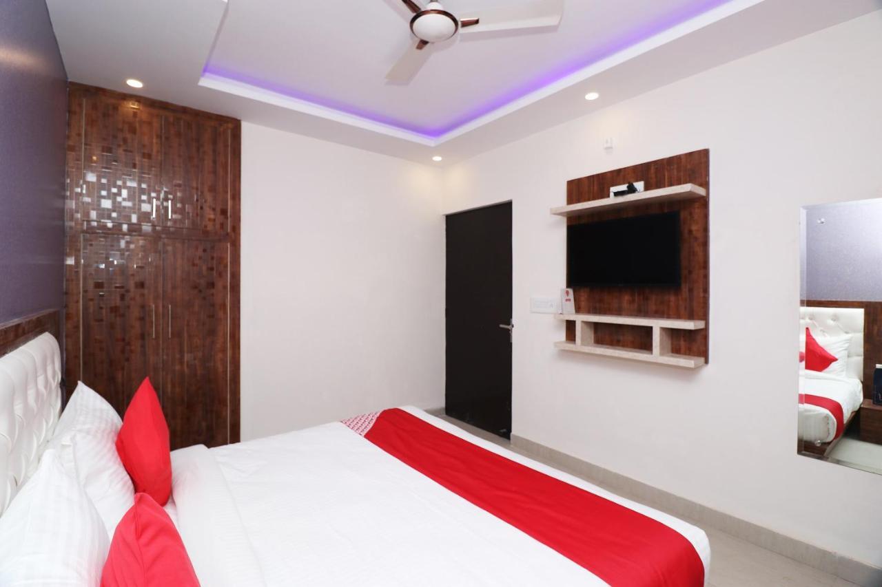 Oyo 25130 Hotel Royal Inn New Delhi Luaran gambar