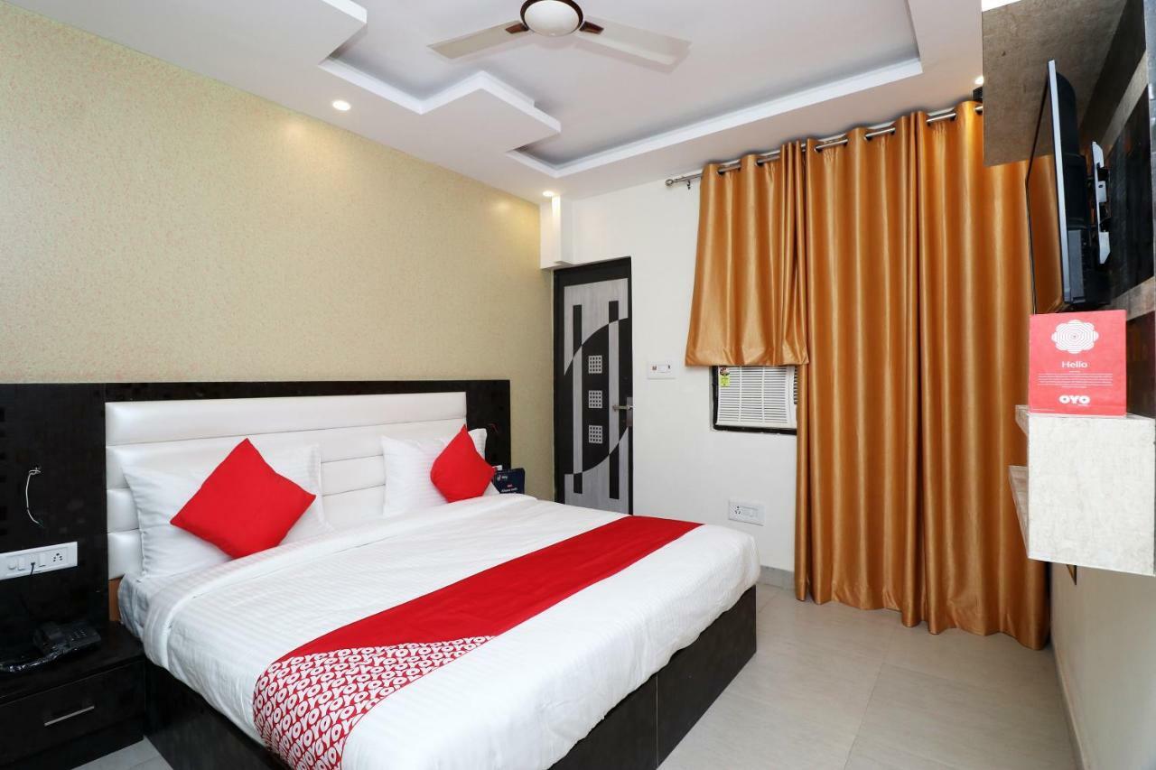Oyo 25130 Hotel Royal Inn New Delhi Luaran gambar